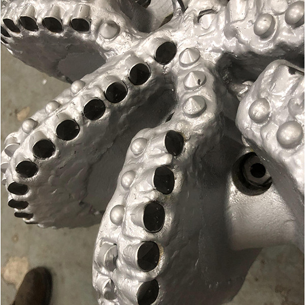 Oilfield PDC Drill Bits 17-1/2 Inch  Diamond Hard Rock Drilling Tool