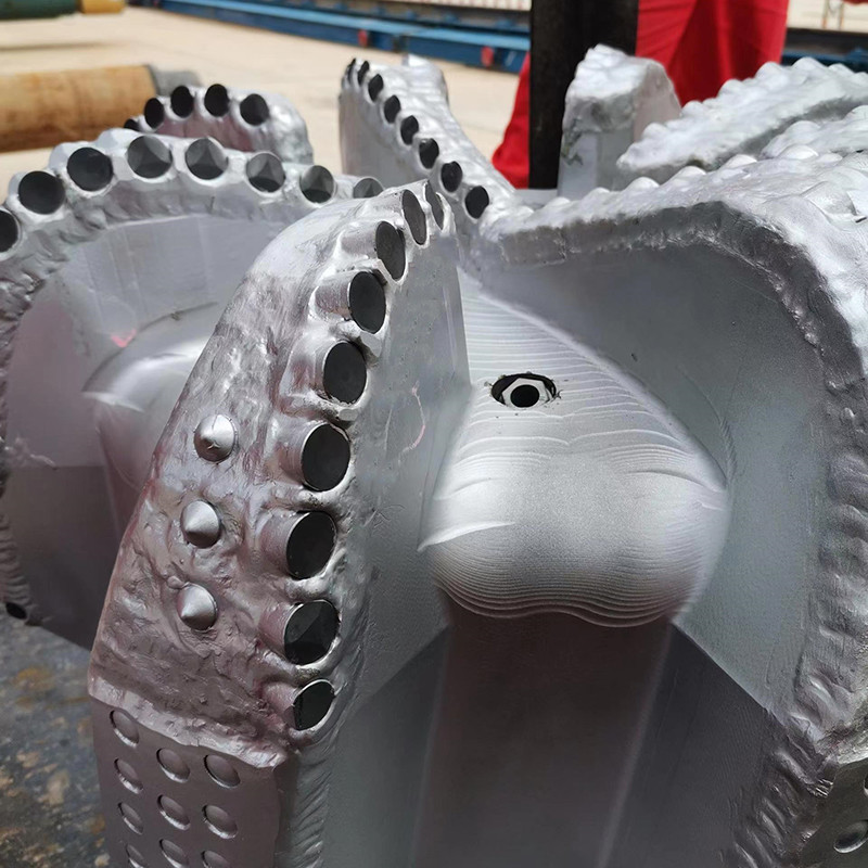 Steel Body PDC Drill Bit 26 Inch 8 Blades Oilfield Drilling Tool
